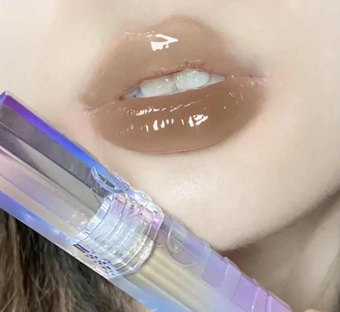Lustrous Mirror Lip Glaze with Dewy Finish for Beginners